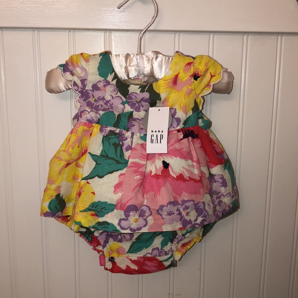 Baby GAP dress with bloomers